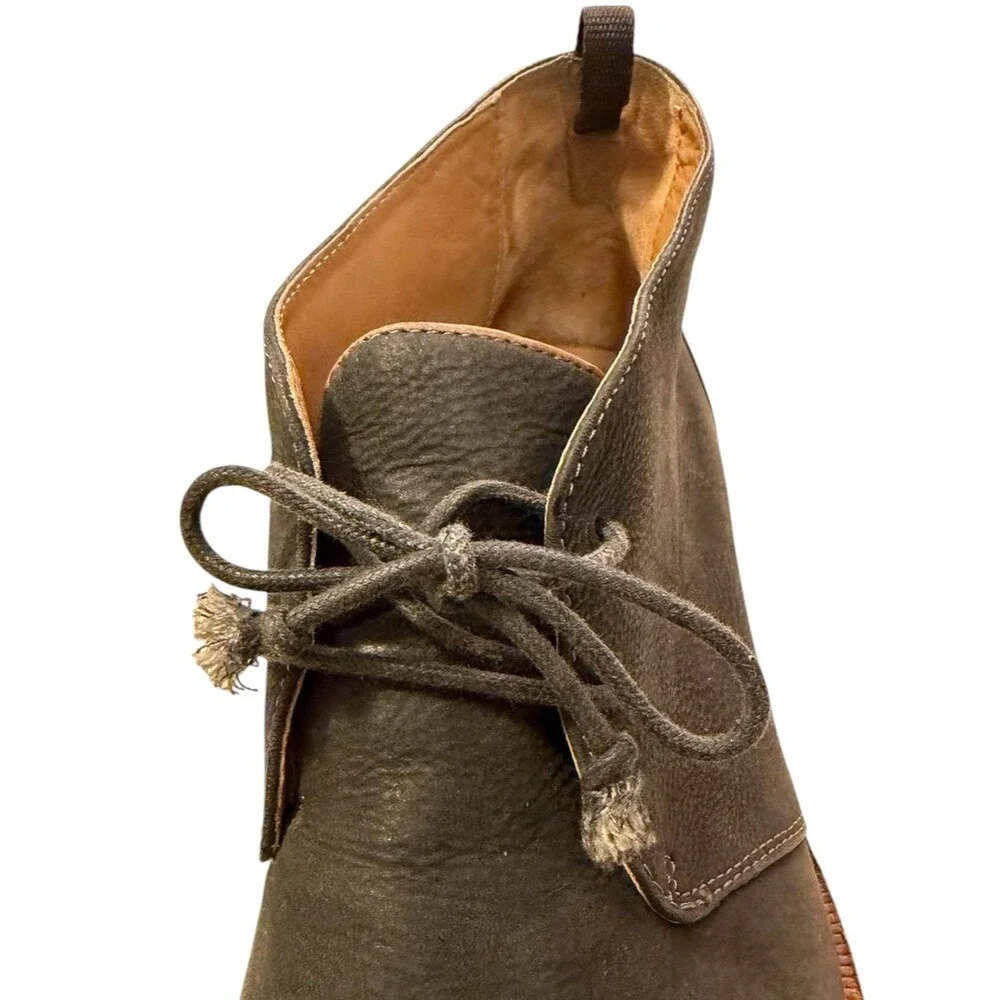 J Shoes Mens Chukka Ankle Boot Gray Suede Cap Toe Lace Size 9.5 Torre Sacchetto